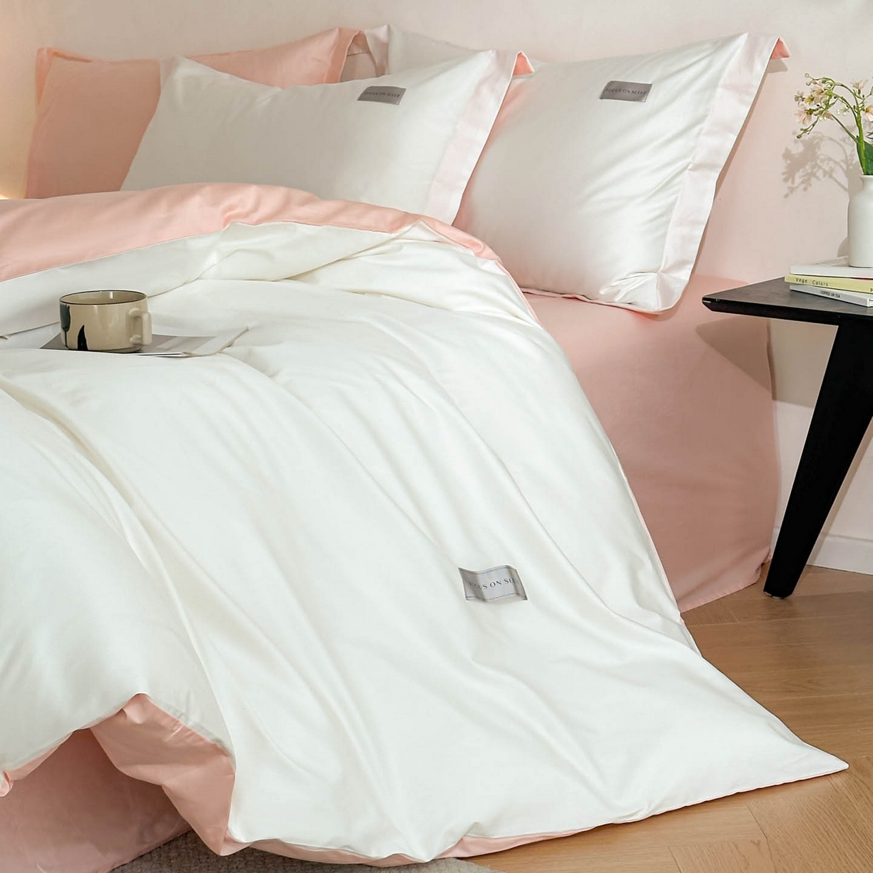 91家纺网 家纺一手货源 找家纺 涵宸家纺 2026新款全棉工艺款简奢织标四件套-彼得 彼得-米浅粉