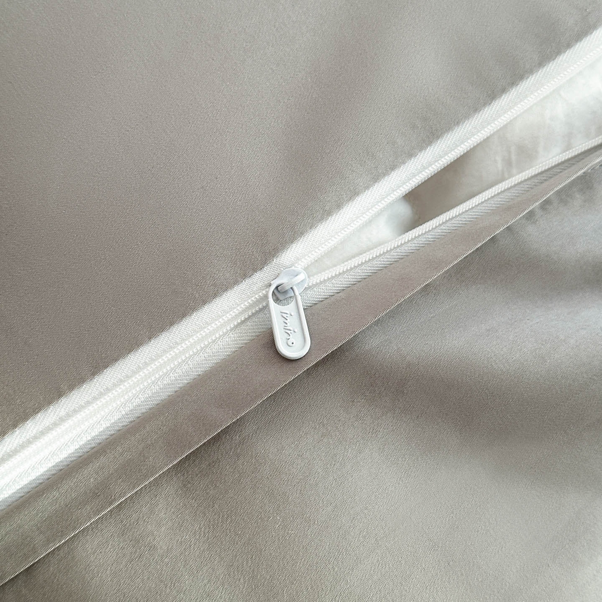 91家纺网 家纺一手货源 找家纺 涵宸家纺 2026新款全棉工艺款简奢织标四件套-彼得 彼得-粉