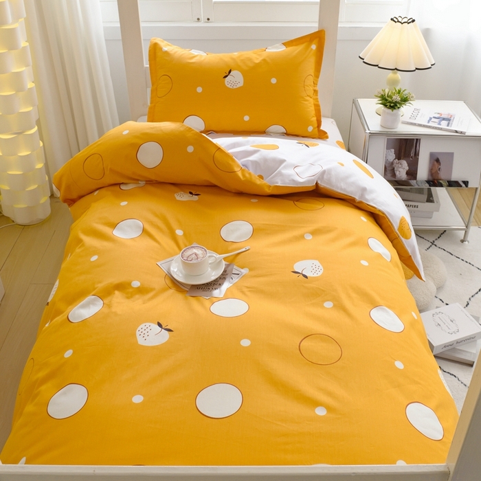 91家纺网 家纺一手货源 找家纺 朵希曼 2026新款印花全棉13372学生三件套系列 圈点生活，橙