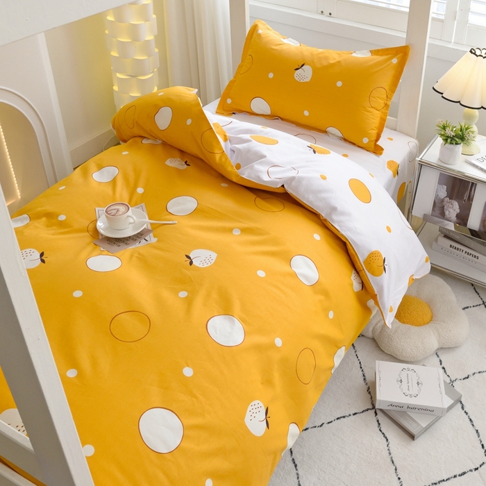 91家纺网 家纺一手货源 找家纺 朵希曼 2026新款印花全棉13372学生三件套系列 圈点生活，橙