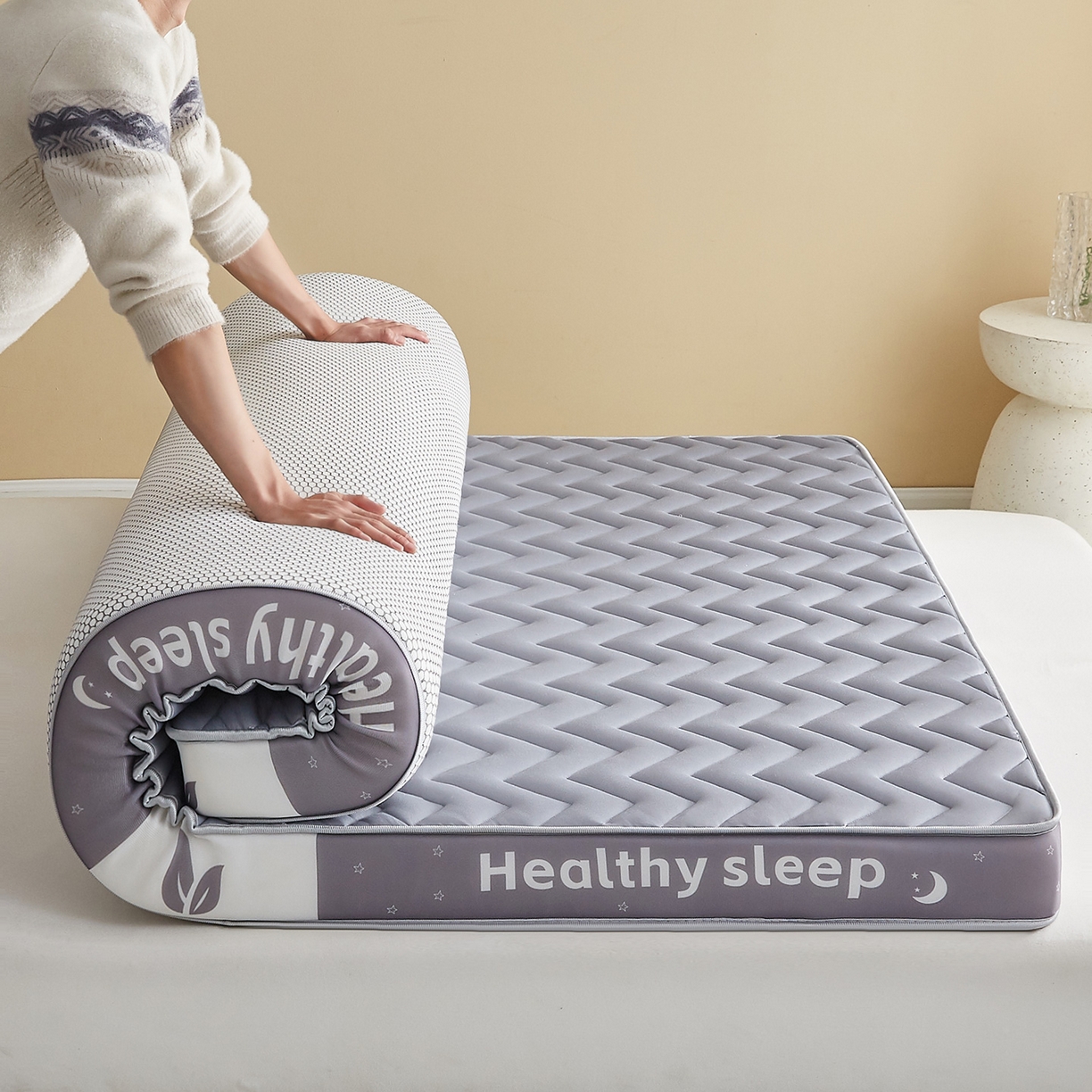 91家纺网 家纺一手货源 找家纺 月茶家纺 2026新款立体三色波浪乳胶海绵床垫 灰色9cm