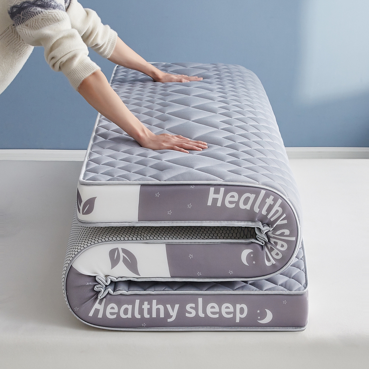 91家纺网 家纺一手货源 找家纺 月茶家纺 2026新款立体三色菱格乳胶海绵床垫 灰色9cm