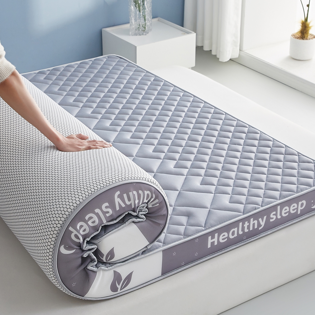 91家纺网 家纺一手货源 找家纺 月茶家纺 2026新款立体三色菱格乳胶海绵床垫 灰色6cm