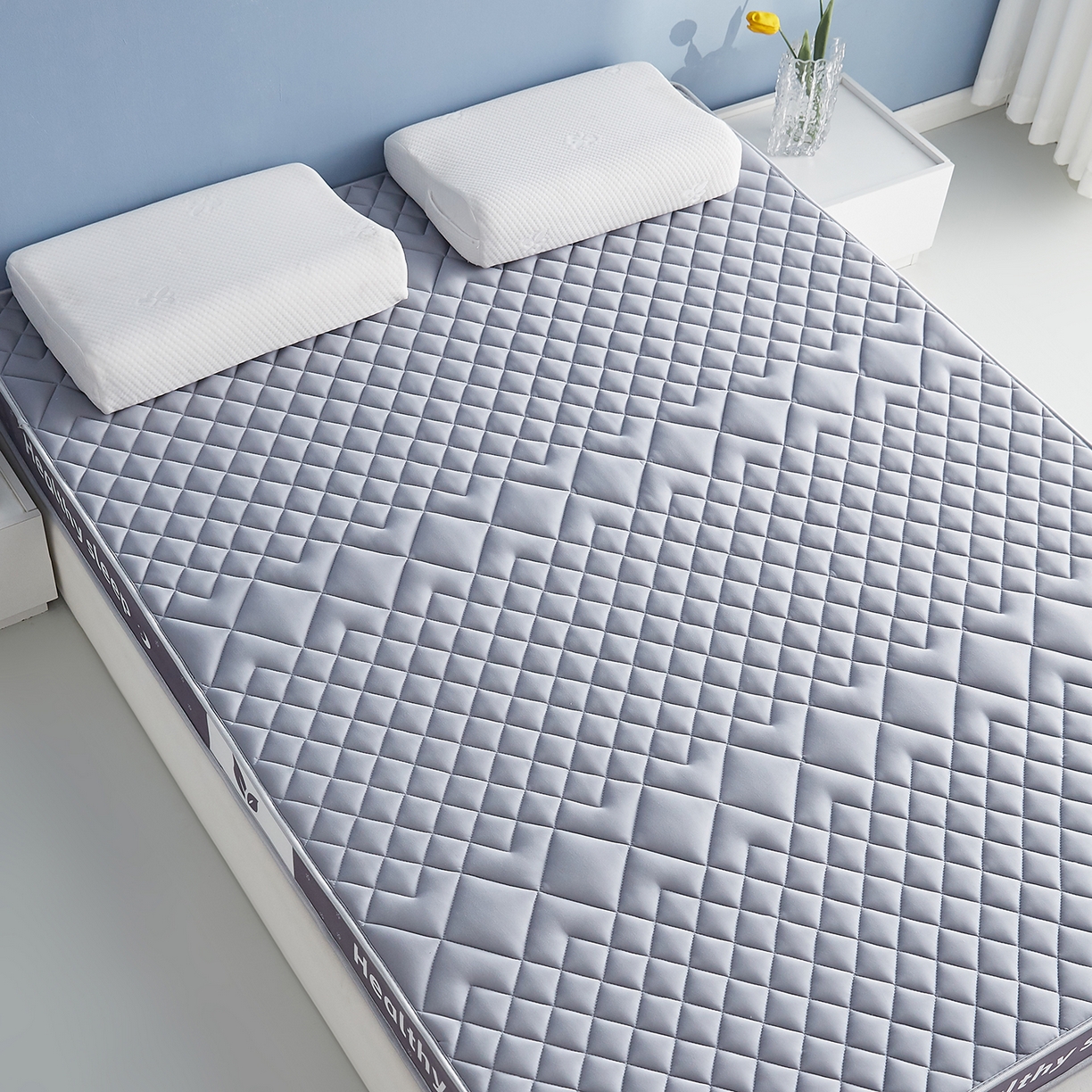 91家纺网 家纺一手货源 找家纺 月茶家纺 2026新款立体三色菱格乳胶海绵床垫 灰色6cm