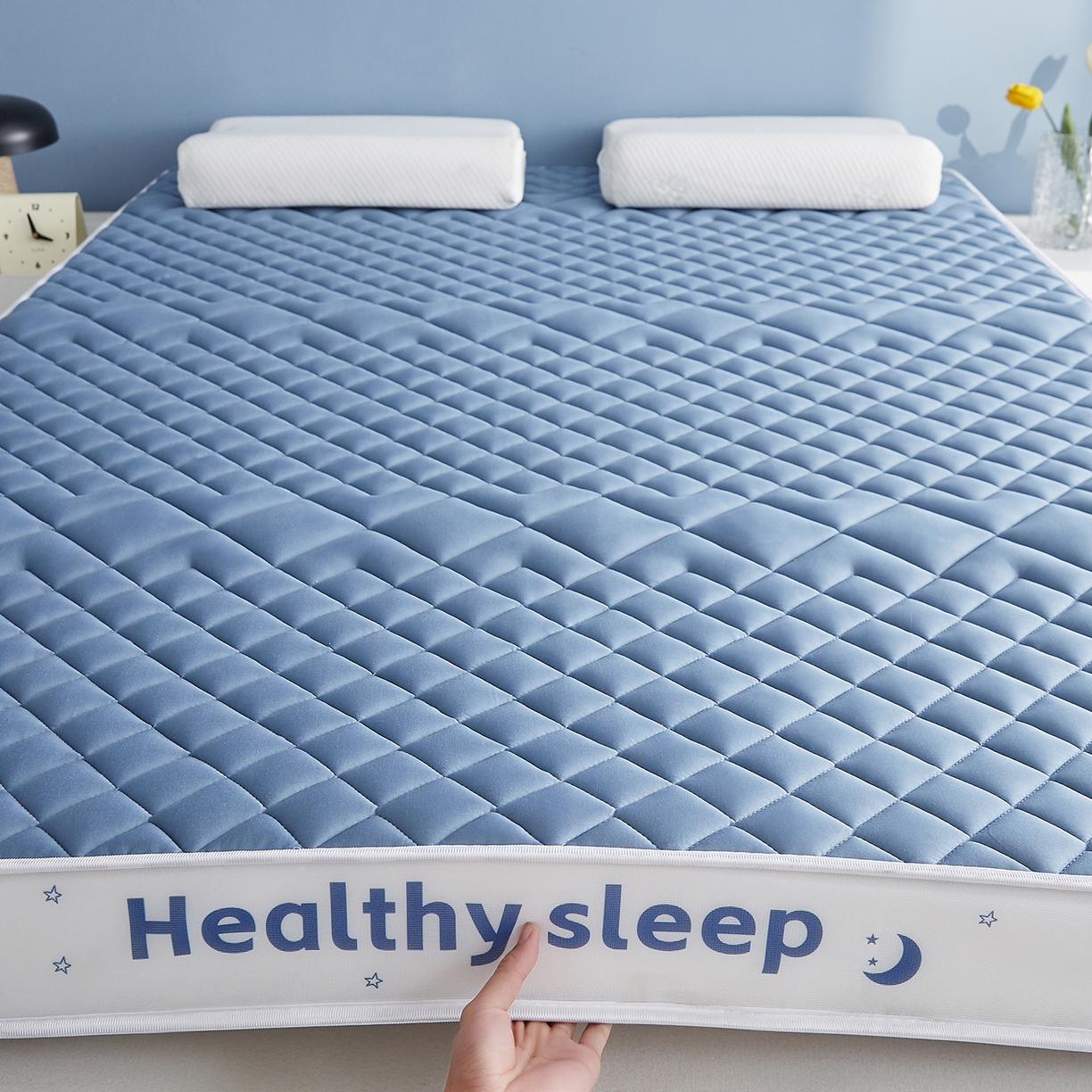 91家纺网 家纺一手货源 找家纺 月茶家纺 2026新款立体三色菱格乳胶海绵床垫 蓝色6cm