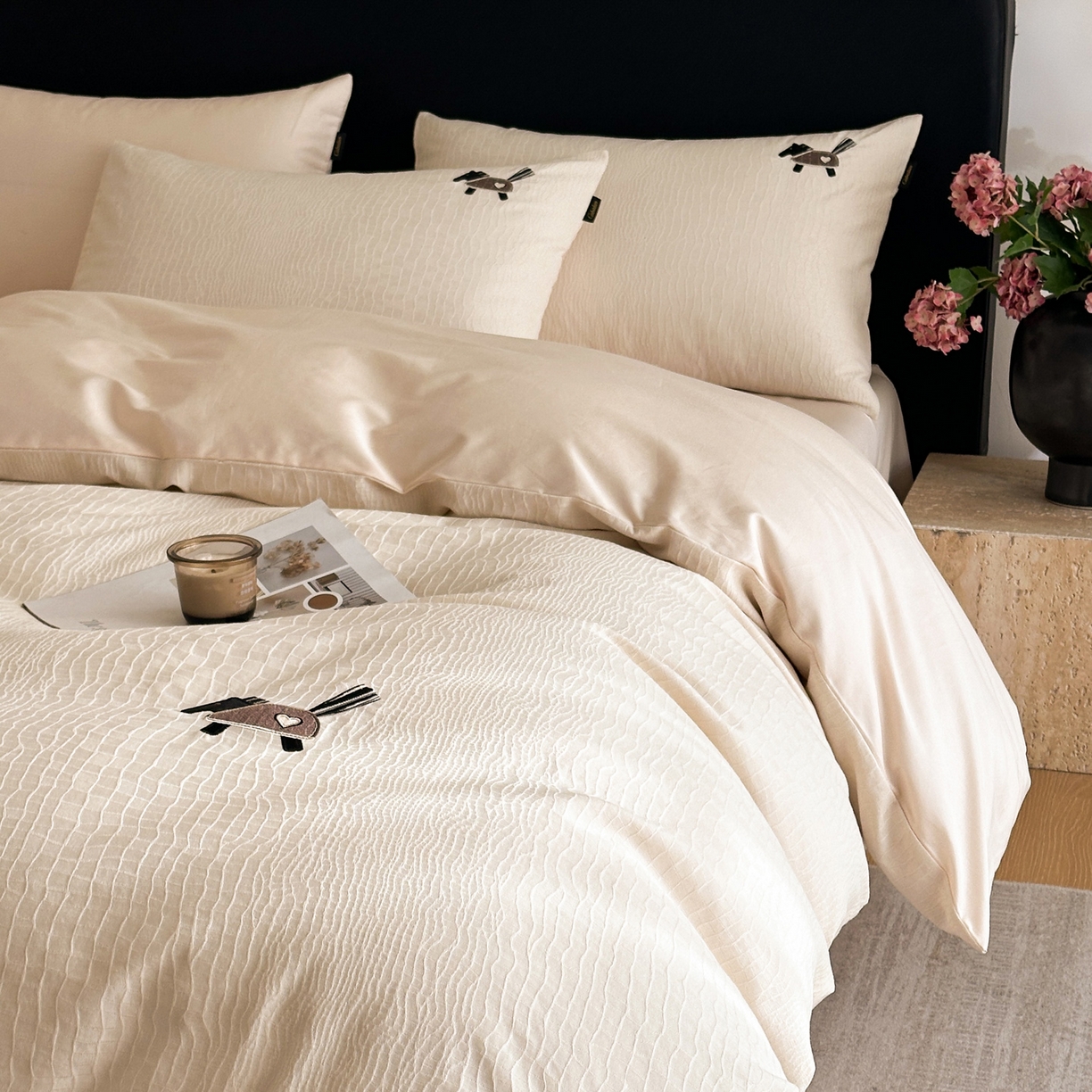 91家纺网 家纺一手货源 找家纺 卡巴伦家纺 2026新款全棉纯棉厚织提花四件套 喜马拉雅-米杏