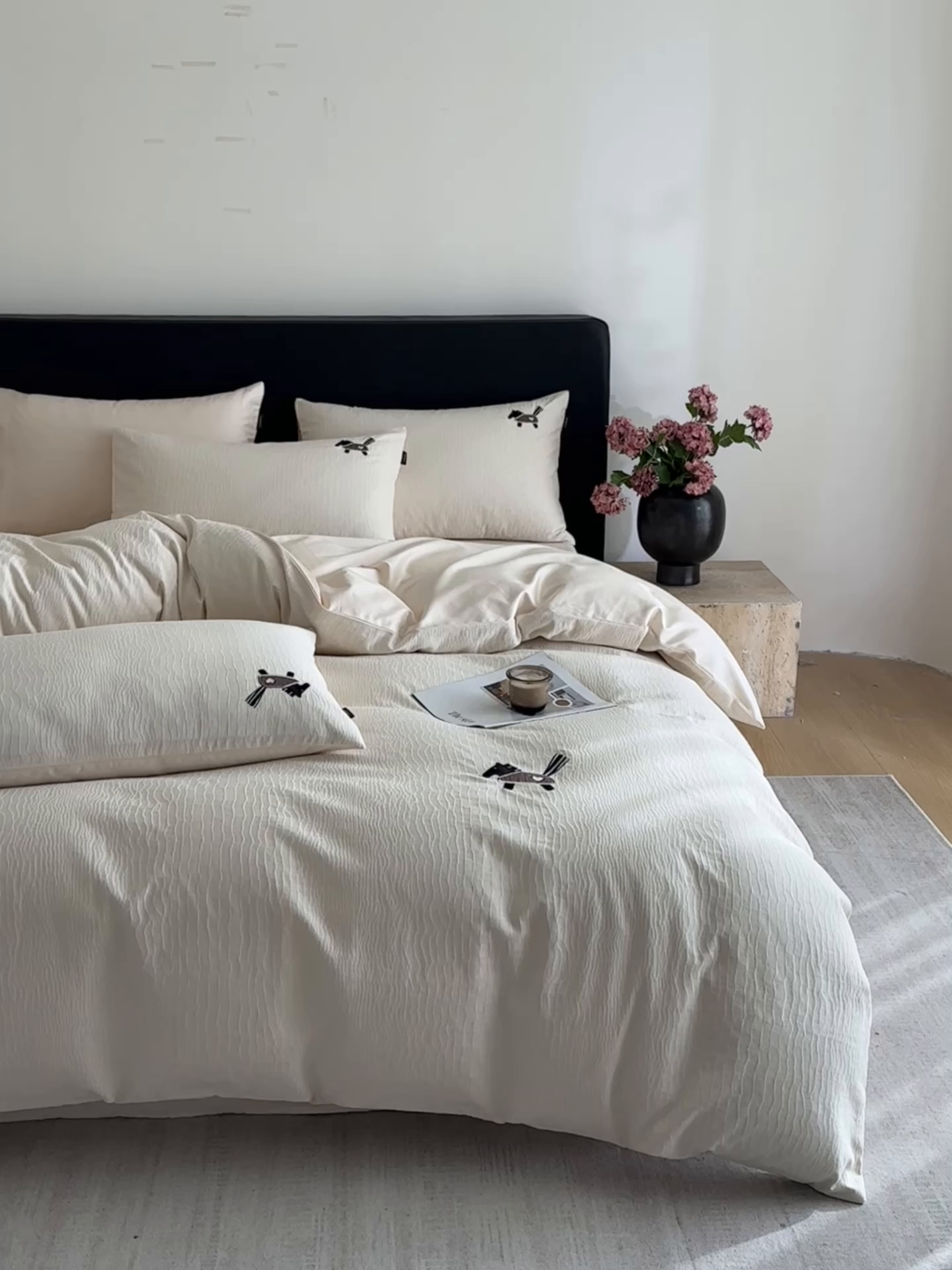 91家纺网 家纺一手货源 找家纺 卡巴伦家纺 2026新款全棉纯棉厚织提花四件套 喜马拉雅-米杏