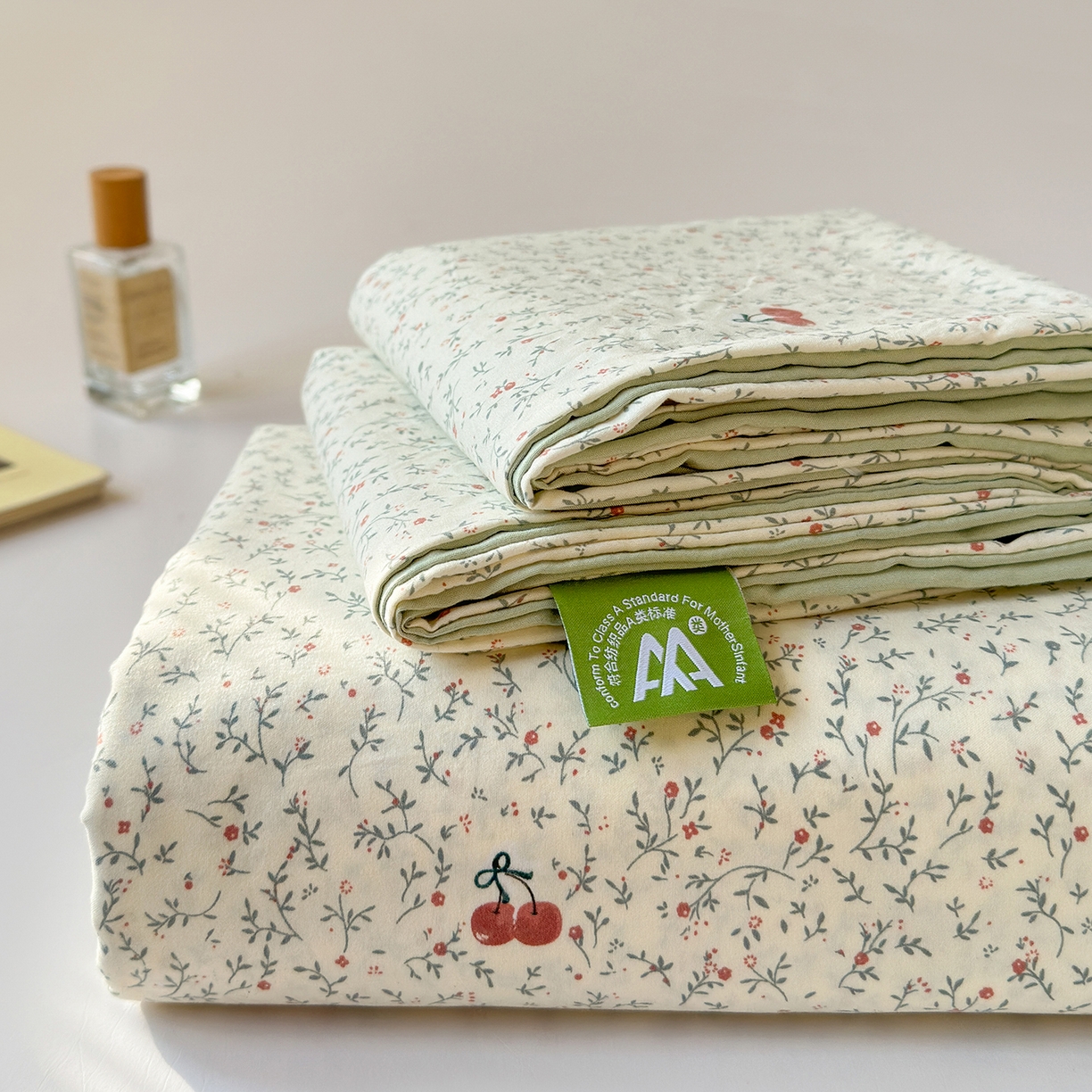 91家纺网 家纺一手货源 找家纺 沐芷 2026 【提供买家秀】A类单床单古法水洗仿棉 单人双人床单三件套 樱桃物语