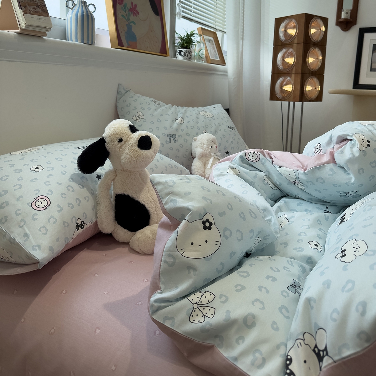 91家纺网 家纺一手货源 找家纺 呗旺鹿 2026春夏新款全棉纯棉40支12868卡通ins风四件套 H蓝豹纹咪咪狗