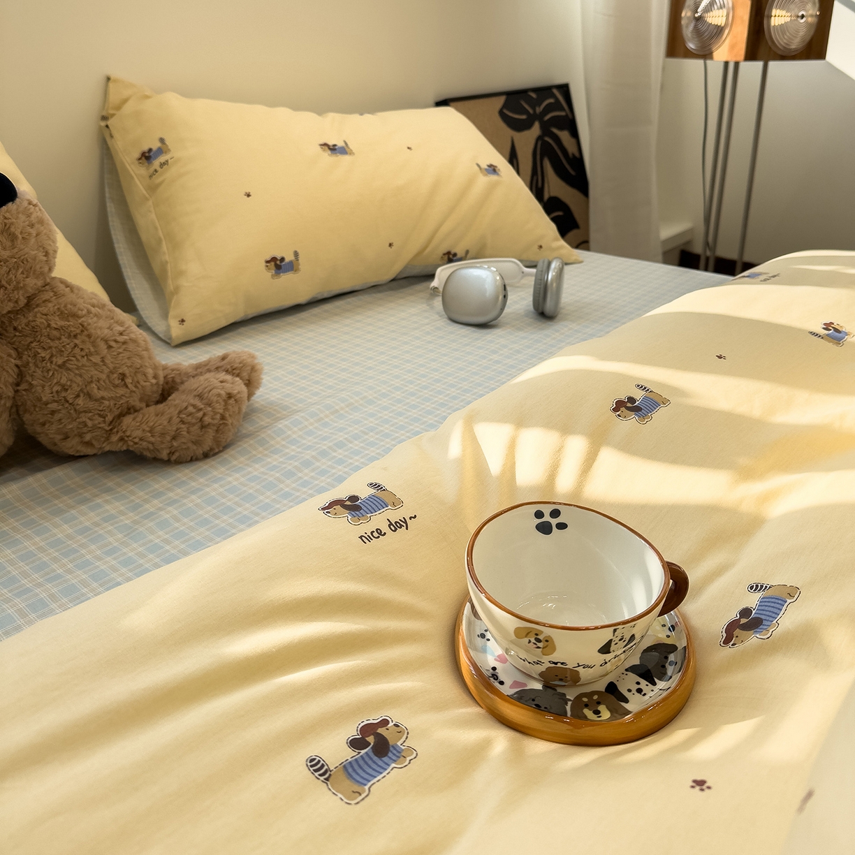 91家纺网 家纺一手货源 找家纺 呗旺鹿 2026春夏新款全棉纯棉40支12868卡通ins风四件套 运动小狗