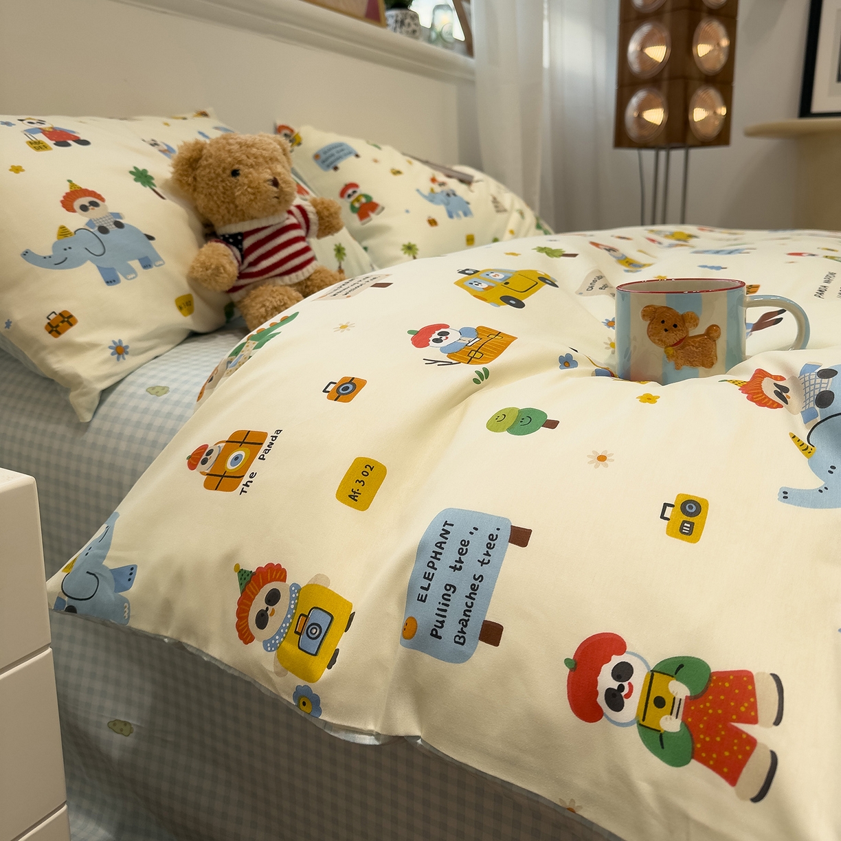 91家纺网 家纺一手货源 找家纺 呗旺鹿 2026春夏新款全棉纯棉40支12868卡通ins风四件套 熊猫总动员