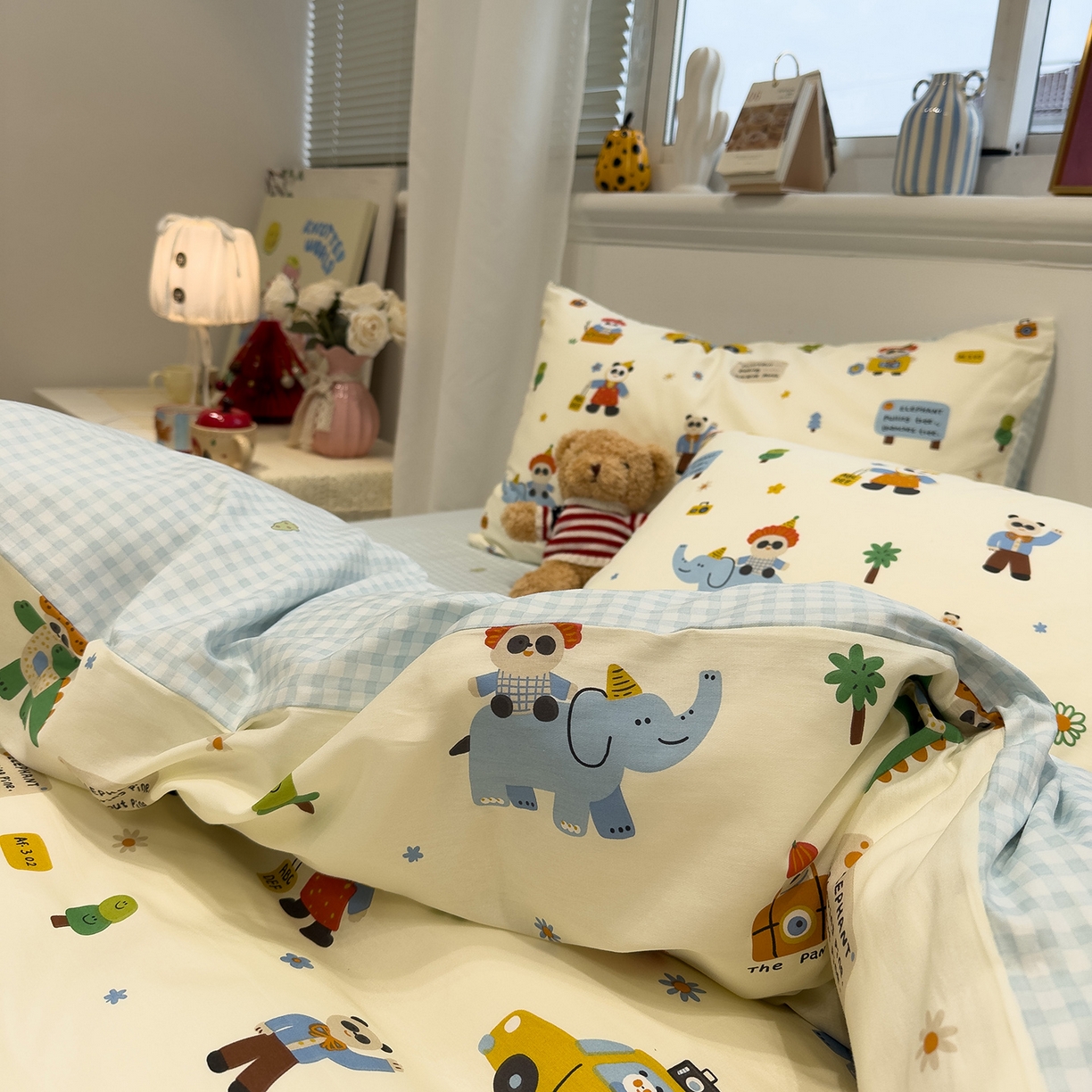 91家纺网 家纺一手货源 找家纺 呗旺鹿 2026春夏新款全棉纯棉40支12868卡通ins风四件套 熊猫总动员