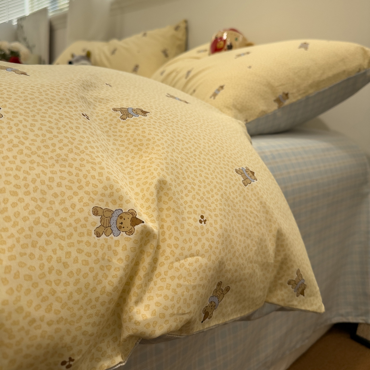 91家纺网 家纺一手货源 找家纺 呗旺鹿 2026春夏新款全棉纯棉40支12868卡通ins风四件套 帽子维尼