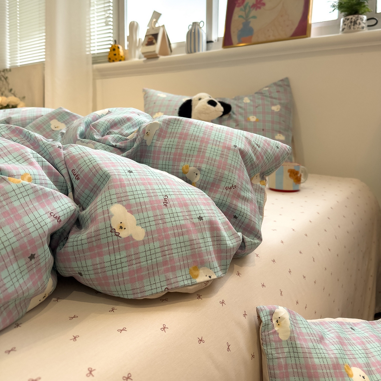 91家纺网 家纺一手货源 找家纺 呗旺鹿 2026春夏新款全棉纯棉40支12868卡通ins风四件套 聪明小狗