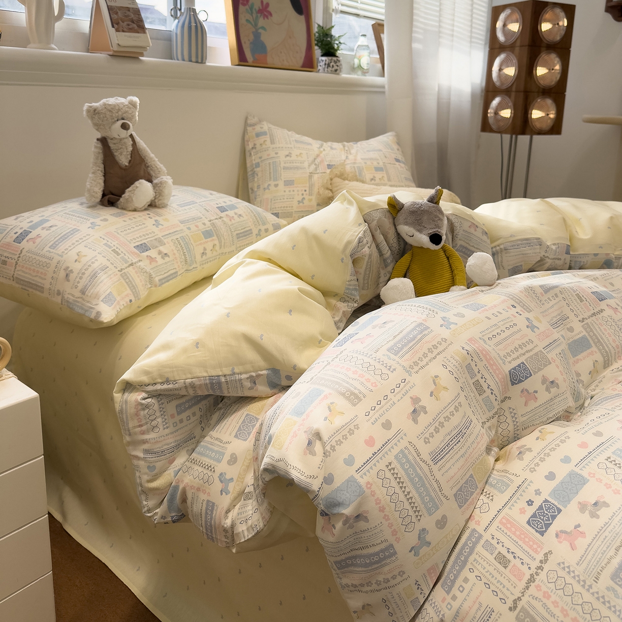 91家纺网 家纺一手货源 找家纺 呗旺鹿 2026春夏新款全棉纯棉40支12868卡通ins风四件套 奔腾小马