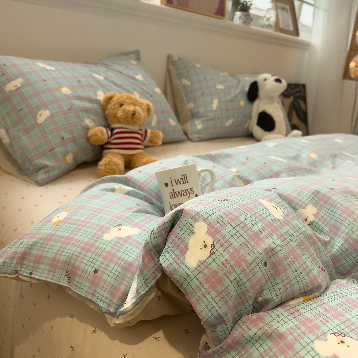 91家纺网 家纺一手货源 找家纺 呗旺鹿 2026春夏新款全棉纯棉40支12868卡通ins风四件套 聪明小狗