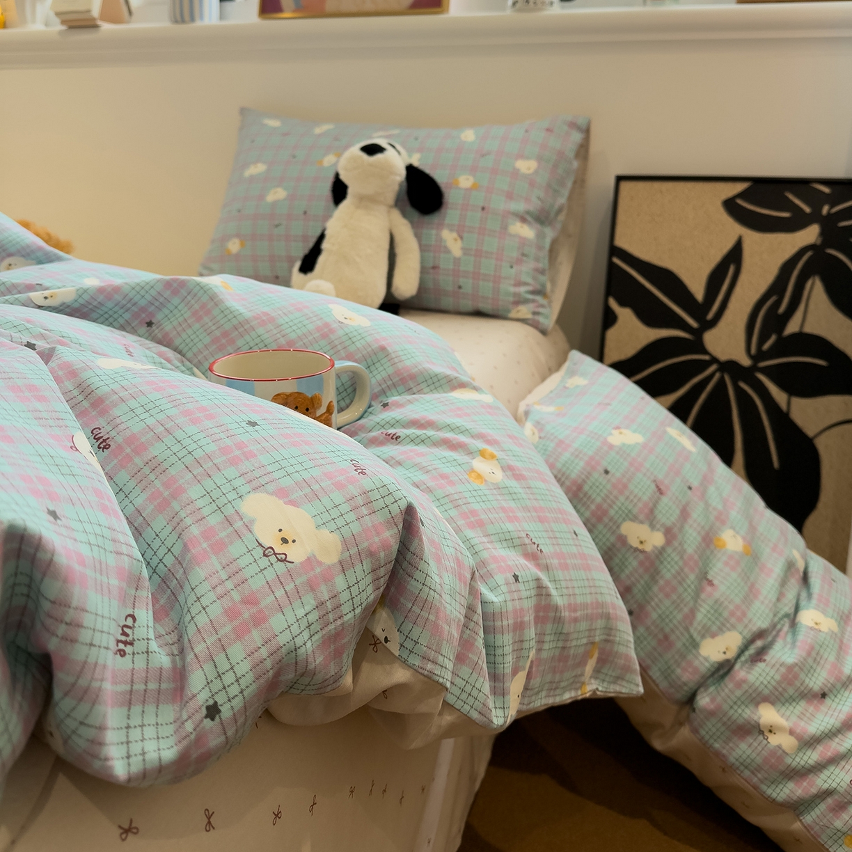 91家纺网 家纺一手货源 找家纺 呗旺鹿 2026春夏新款全棉纯棉40支12868卡通ins风四件套 聪明小狗