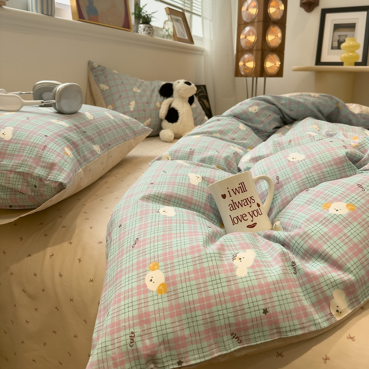 91家纺网 家纺一手货源 找家纺 呗旺鹿 2026春夏新款全棉纯棉40支12868卡通ins风四件套 聪明小狗