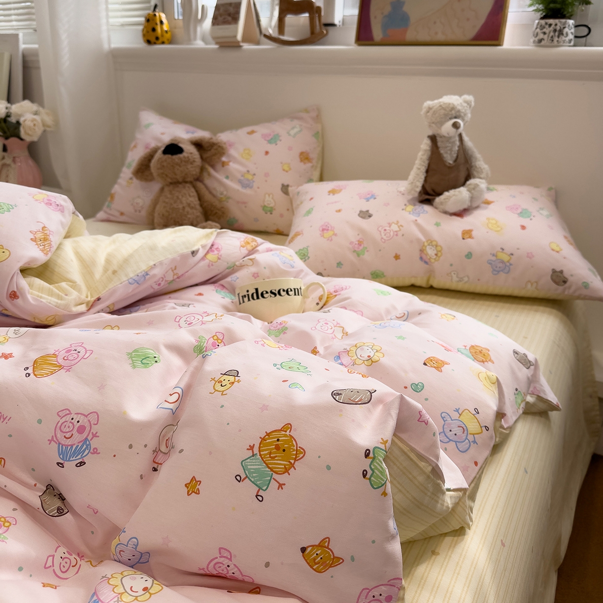 91家纺网 家纺一手货源 找家纺 呗旺鹿 2026春夏新款全棉纯棉40支12868卡通ins风四件套 猪猪乐园