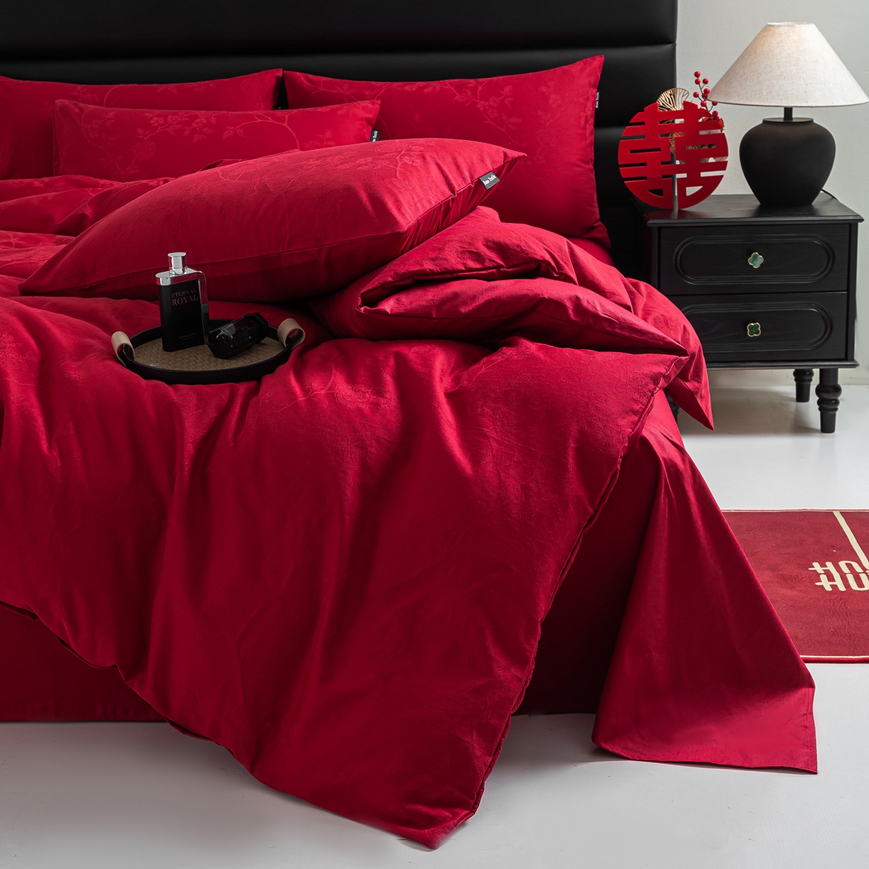 91家纺网 家纺一手货源 找家纺 （总）典曼家纺 2026新款全棉贡缎提花红色婚庆纯棉四件套