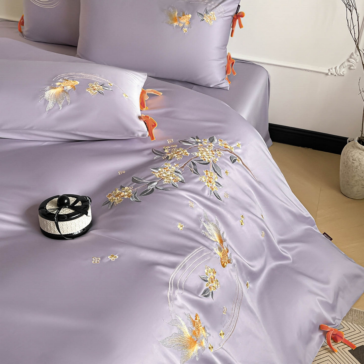 91家纺网 家纺一手货源 找家纺  2026新款50S双股A类长绒棉纯棉四件套全棉喜庆刺绣被套床单床笠-福瑞锦鲤 福瑞锦鲤-紫