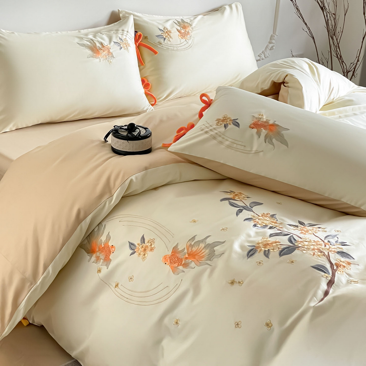 91家纺网 家纺一手货源 找家纺  2026新款50S双股A类长绒棉纯棉四件套全棉喜庆刺绣被套床单床笠-福瑞锦鲤 福瑞锦鲤-金