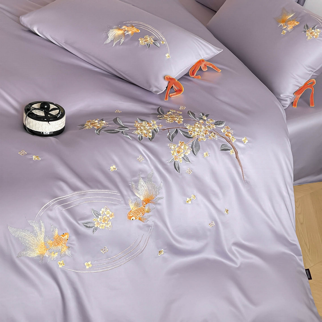 91家纺网 家纺一手货源 找家纺  2026新款50S双股A类长绒棉纯棉四件套全棉喜庆刺绣被套床单床笠-福瑞锦鲤 福瑞锦鲤-紫