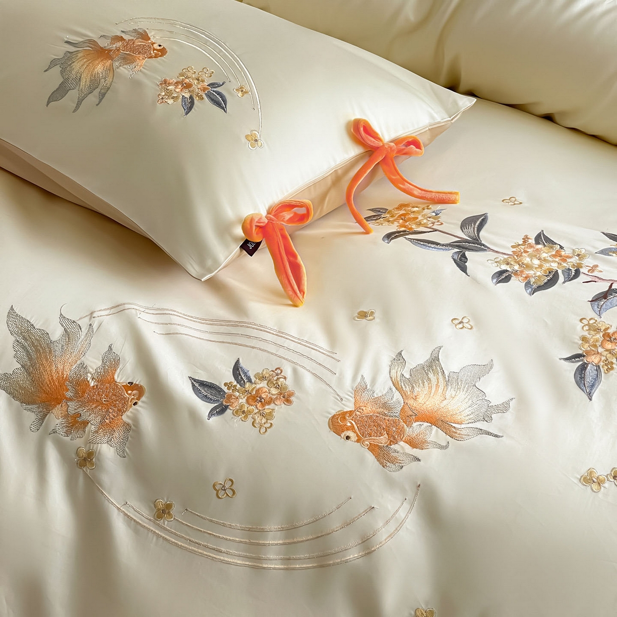 91家纺网 家纺一手货源 找家纺  2026新款50S双股A类长绒棉纯棉四件套全棉喜庆刺绣被套床单床笠-福瑞锦鲤 福瑞锦鲤-金
