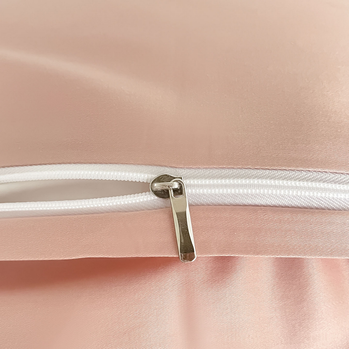 91家纺网 家纺一手货源 找家纺  2026新款50S双股A类长绒棉纯棉四件套全棉喜庆刺绣被套床单床笠-福瑞锦鲤 福瑞锦鲤-粉