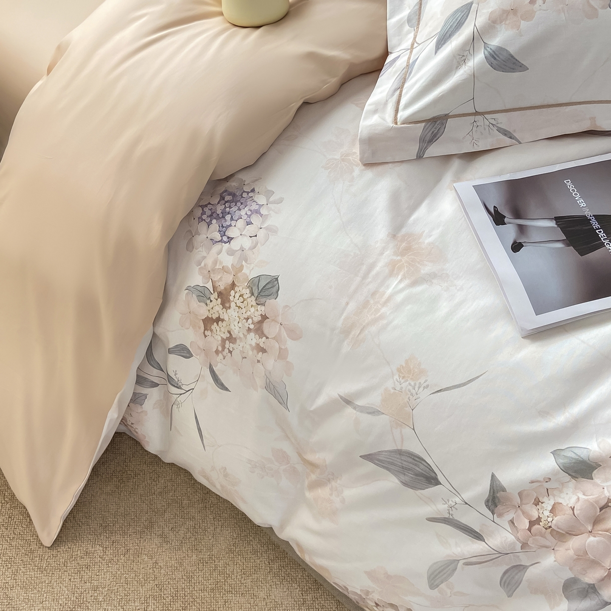 91家纺网 家纺一手货源 找家纺 XIWEN-希文家纺 2026新款40支全棉纯棉13376数码印花四件套-第一批 花予-咖