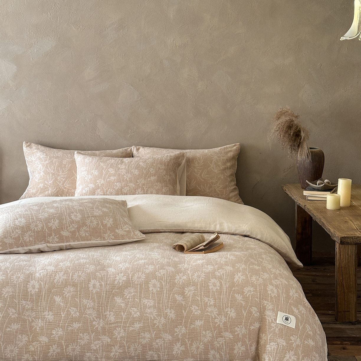 91家纺网 家纺一手货源 找家纺 爱丽丝 2026新款色织提花棉麻四件套系列 素枝花曳