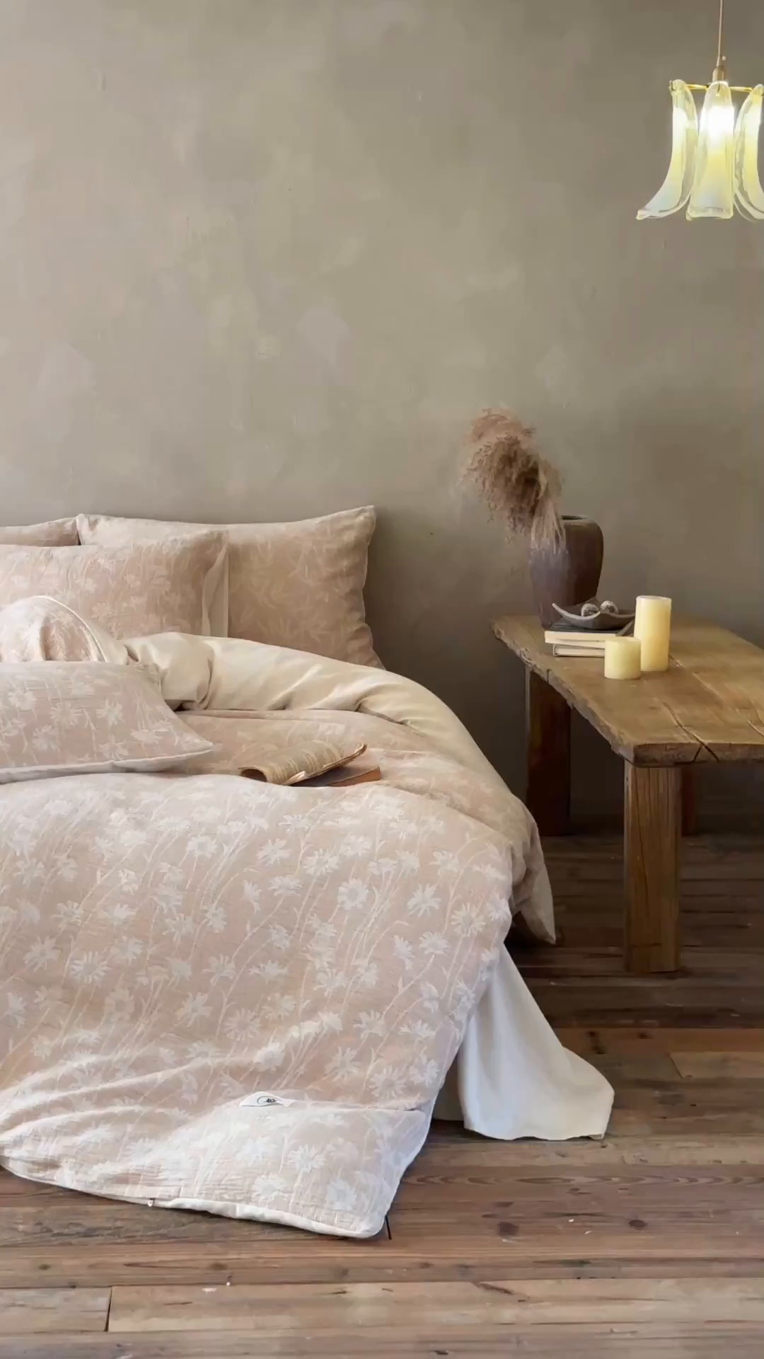 91家纺网 家纺一手货源 找家纺 爱丽丝 2026新款色织提花棉麻四件套系列 素枝花曳