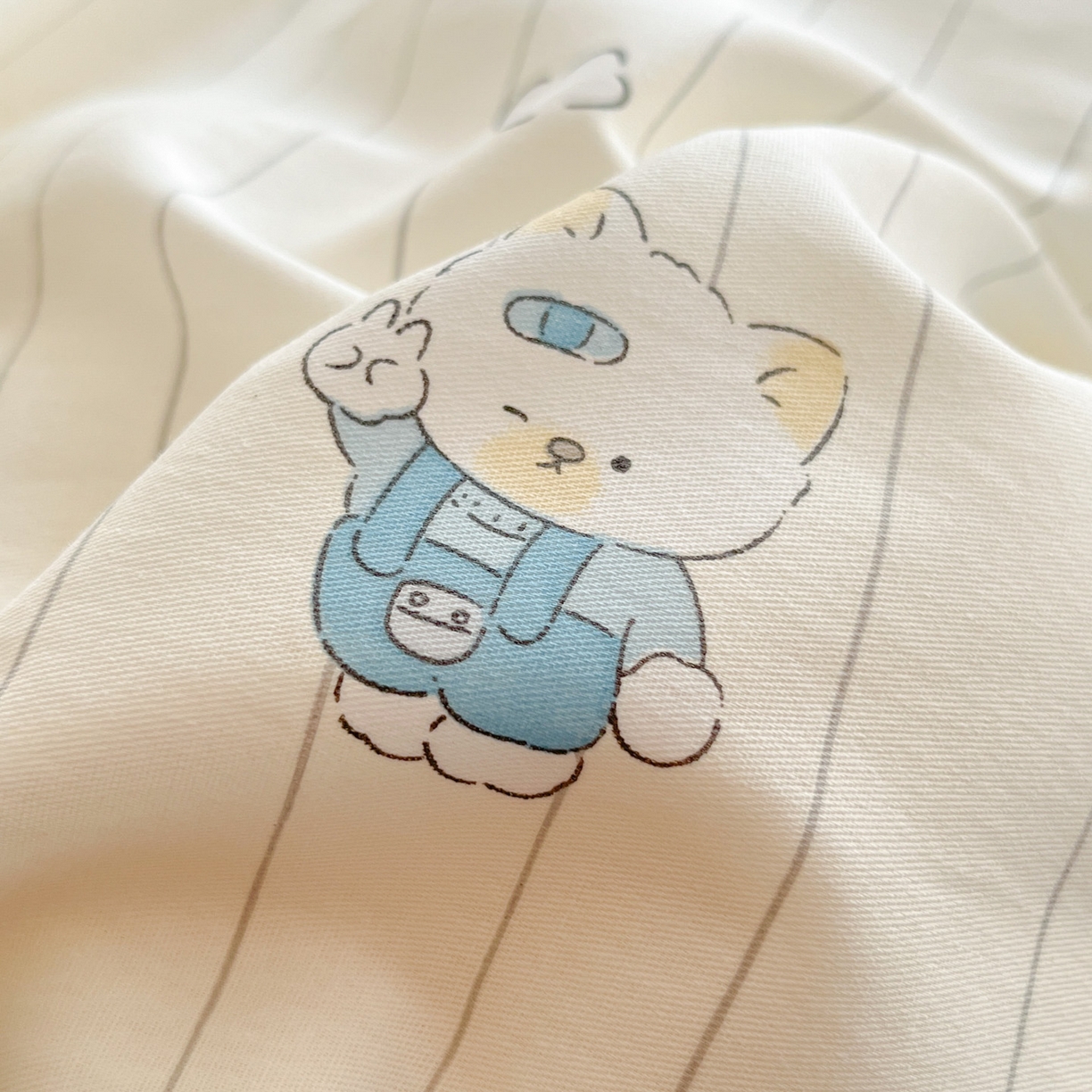 91家纺网 家纺一手货源 找家纺 吉象家纺 2026春夏新款全棉印花四件套第二批 小猫钓鱼