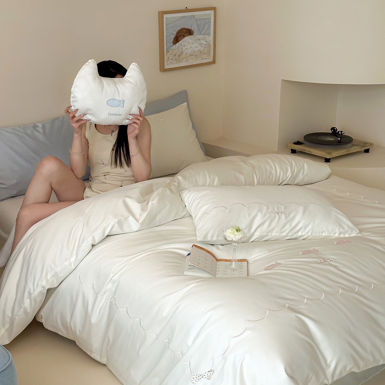 91家纺网 家纺一手货源 找家纺 （总）极简 2026新款100S长绒棉刺绣四件套-萌趣小鱼（小号控价258标准288加大308）