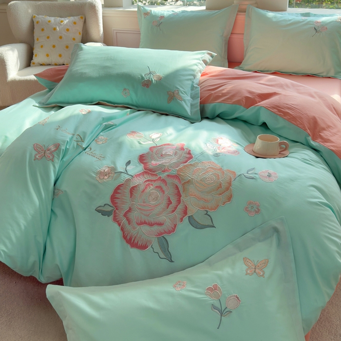 91家纺网 家纺一手货源 找家纺 （总）铭博家纺 2026新款13372新款100%全棉刺绣工艺款四件套-蝶舞玫瑰系列