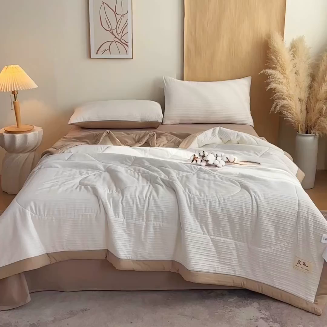 91家纺网 家纺一手货源 找家纺 尊妙被业 2026新款良品条白100%新疆棉花夏被 良品条白+咖