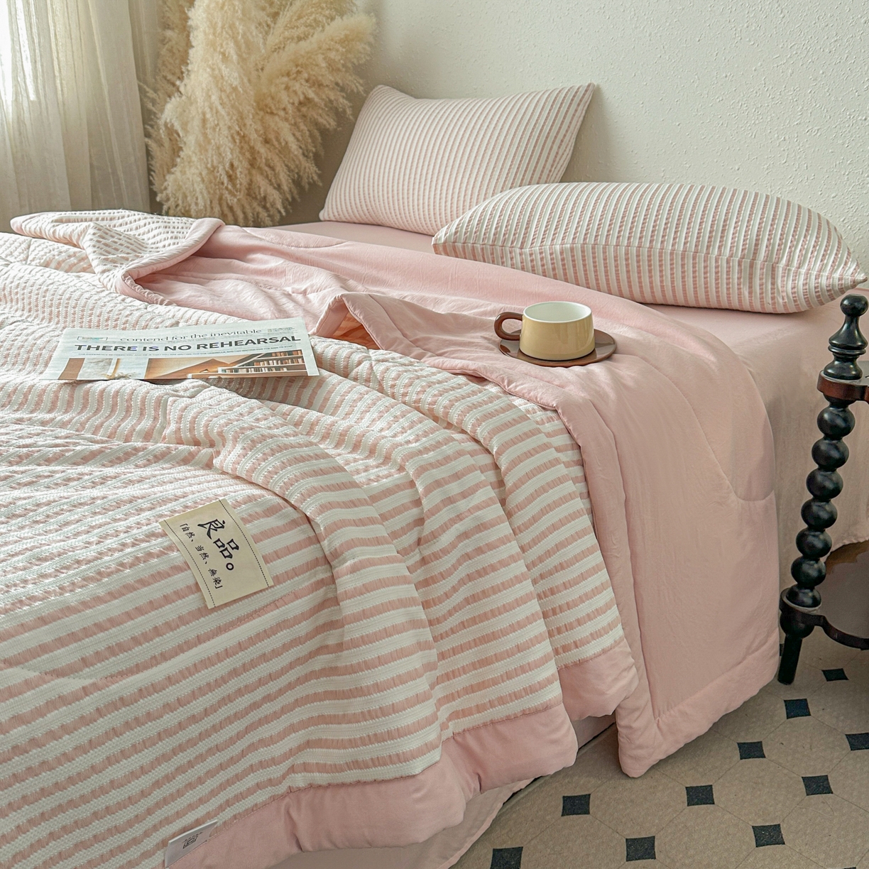 91家纺网 家纺一手货源 找家纺 尊妙被业 2026新款彩条色织棉花被被子被芯 良品色织 彩条粉