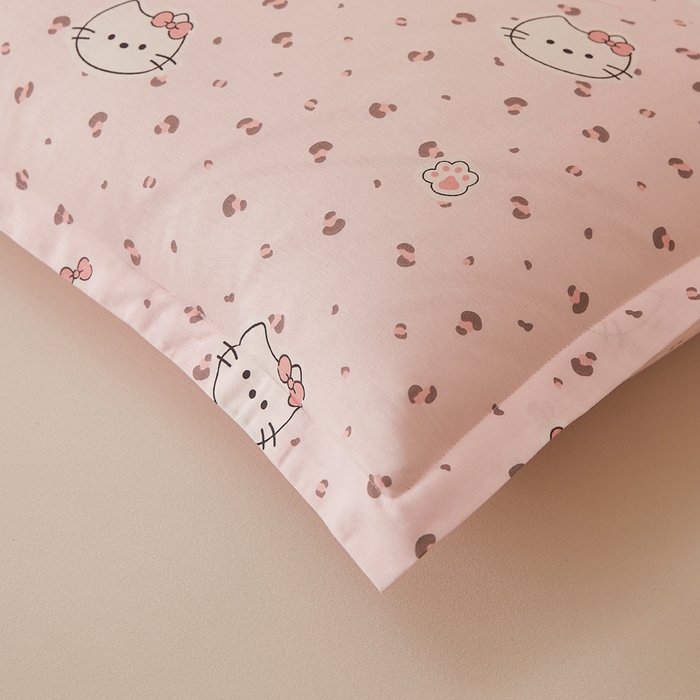 91家纺网 家纺一手货源 找家纺 翎盈家纺 2026新款卡通小清新全棉纯棉枕套成人学生儿童枕头套 凯蒂小姐-粉