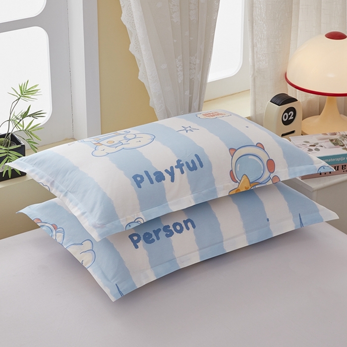 91家纺网 家纺一手货源 找家纺 翎盈家纺 2026新款卡通小清新全棉纯棉枕套成人学生儿童枕头套 遨游星际