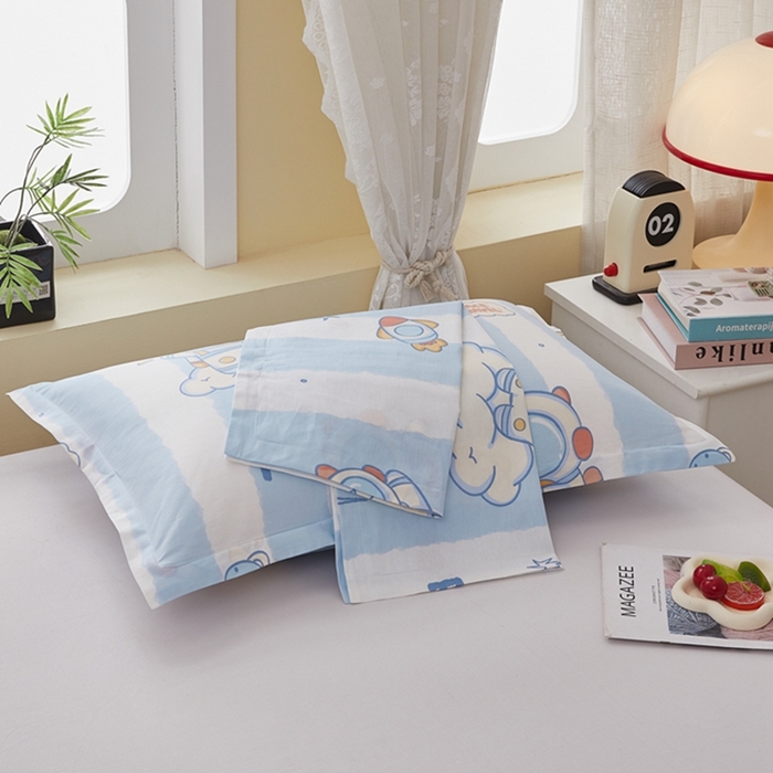 91家纺网 家纺一手货源 找家纺 翎盈家纺 2026新款卡通小清新全棉纯棉枕套成人学生儿童枕头套 遨游星际