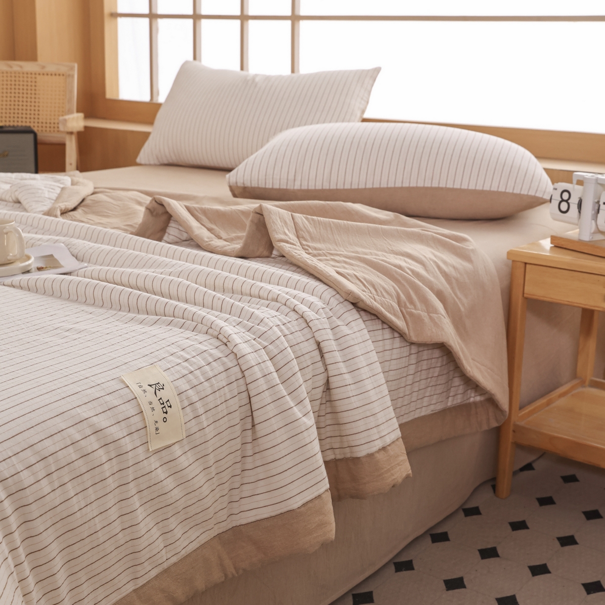 91家纺网 家纺一手货源 找家纺 尊妙被业 2026全棉色织水洗全棉棉花夏被 被子被芯 夏被四件套（竖条款） BG咖细条