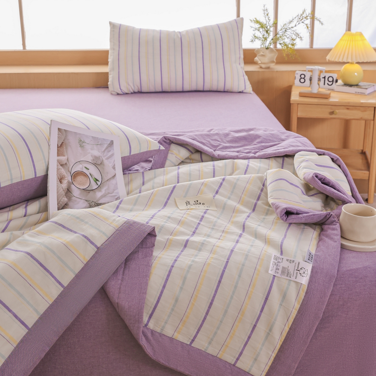 91家纺网 家纺一手货源 找家纺 尊妙被业 2026全棉色织水洗全棉棉花夏被 被子被芯 夏被四件套（竖条款） 且乐-紫
