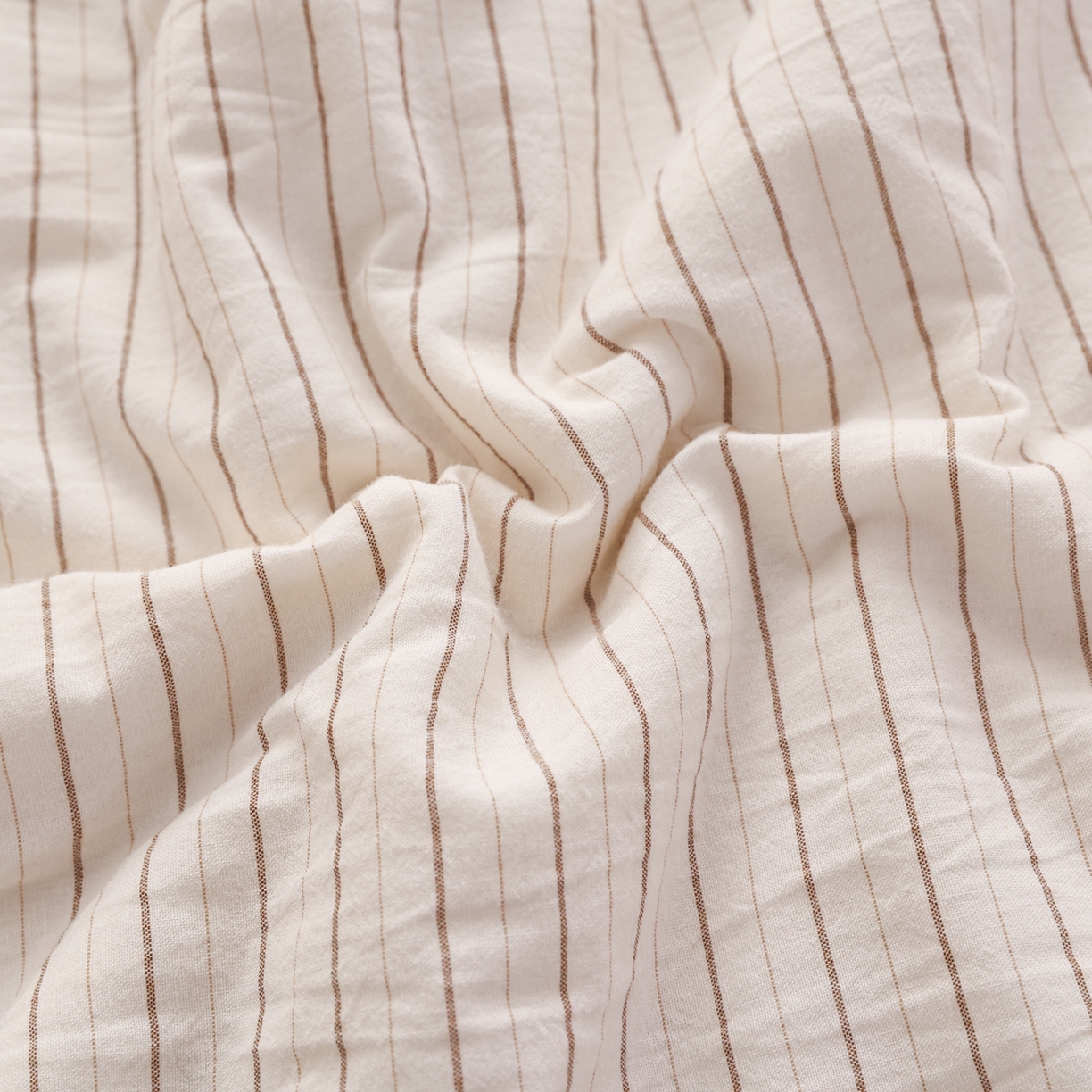 91家纺网 家纺一手货源 找家纺 尊妙被业 2026全棉色织水洗全棉棉花夏被 被子被芯 夏被四件套（竖条款） BG咖细条