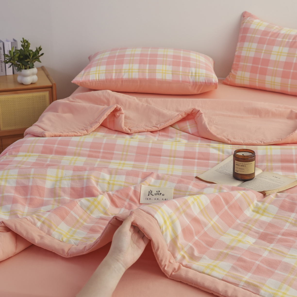 91家纺网 家纺一手货源 找家纺 尊妙被业 2026全棉色织水洗全棉棉花夏被 被子被芯 夏被四件套（格子款） 爱格