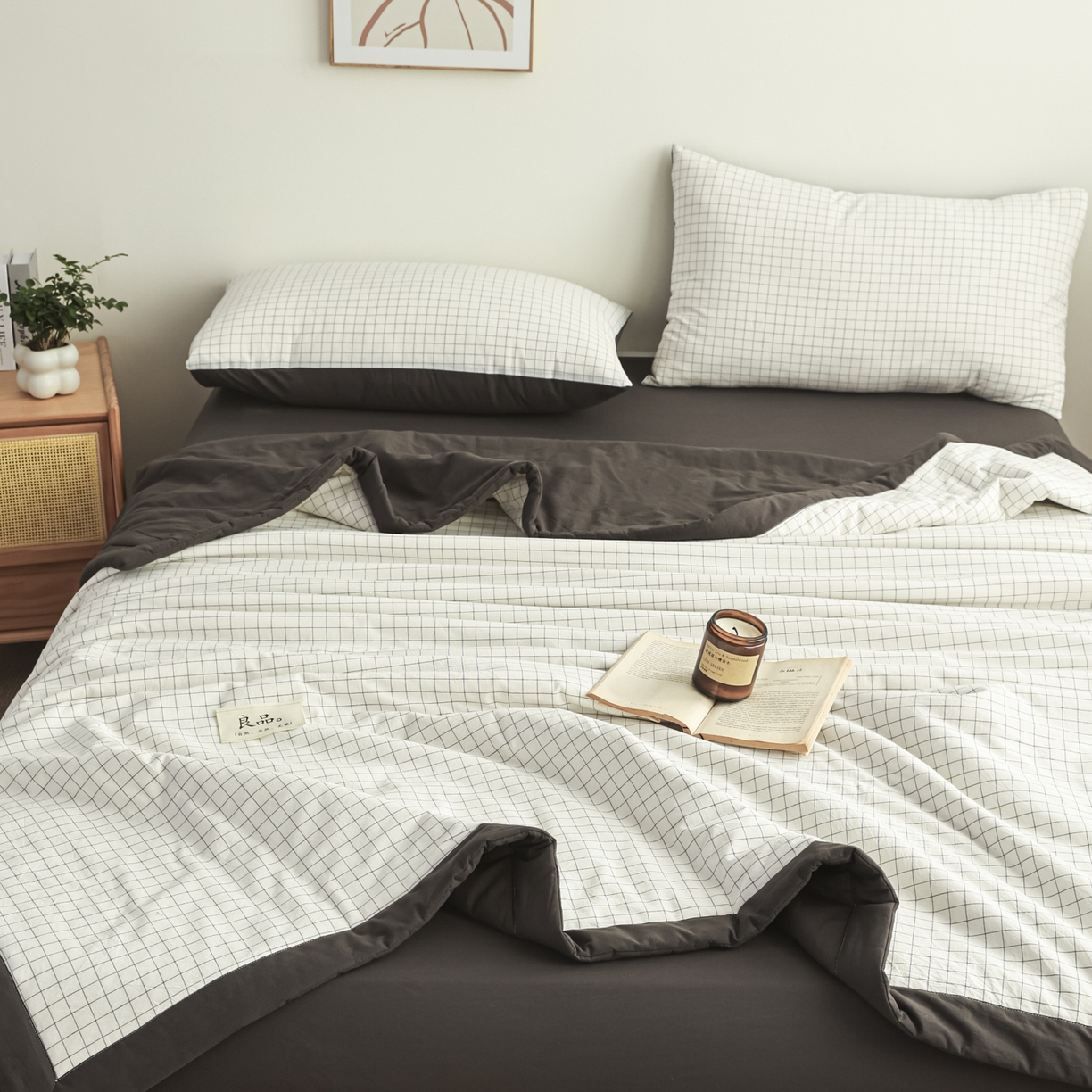 91家纺网 家纺一手货源 找家纺 尊妙被业 2026全棉色织水洗全棉棉花夏被 被子被芯 夏被四件套（格子款） 潮格白