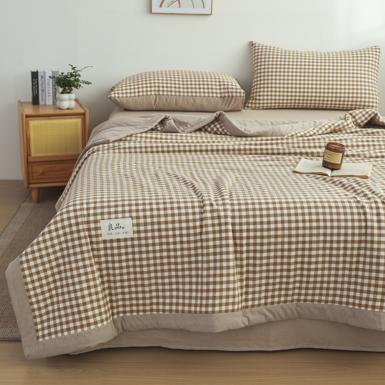91家纺网 家纺一手货源 找家纺 尊妙被业 2026全棉色织水洗全棉棉花夏被 被子被芯 夏被四件套（格子款） 咖小格