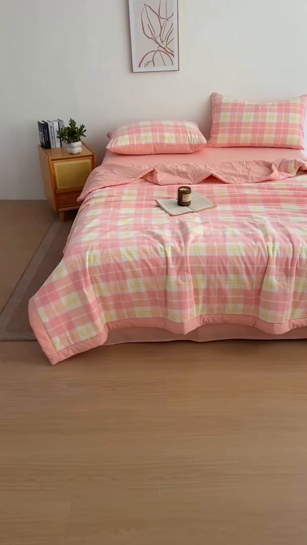 91家纺网 家纺一手货源 找家纺 尊妙被业 2026全棉色织水洗全棉棉花夏被 被子被芯 夏被四件套（格子款） 爱格