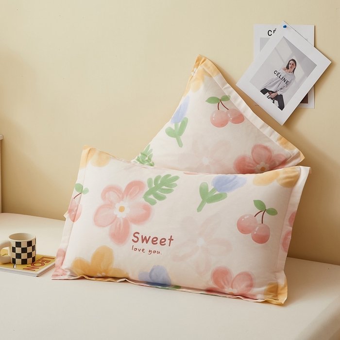 91家纺网 家纺一手货源 找家纺 翎盈家纺 2026新款卡通小清新全棉纯棉枕套成人学生儿童枕头套 花蜜悠然