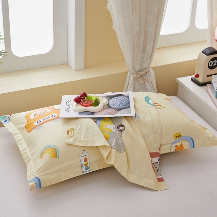 91家纺网 家纺一手货源 找家纺 翎盈家纺 2026新款卡通小清新全棉纯棉枕套成人学生儿童枕头套 汽车乐园