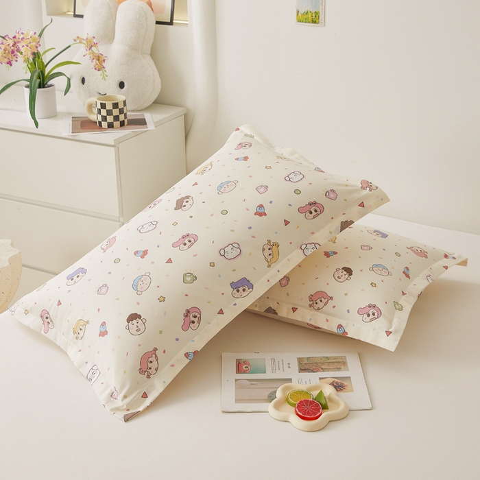 91家纺网 家纺一手货源 找家纺 翎盈家纺 2026新款卡通小清新全棉纯棉枕套成人学生儿童枕头套 糖果幼儿园